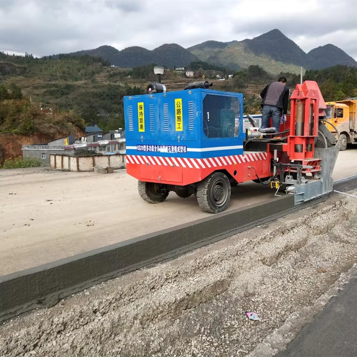 concrete slipform curb machine unboxing and complete package contents